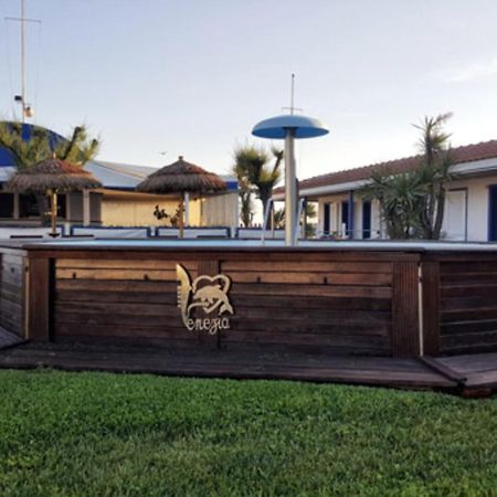 Bed And Breakfast Bagno Venezia Marina Di Carrara Buitenkant foto