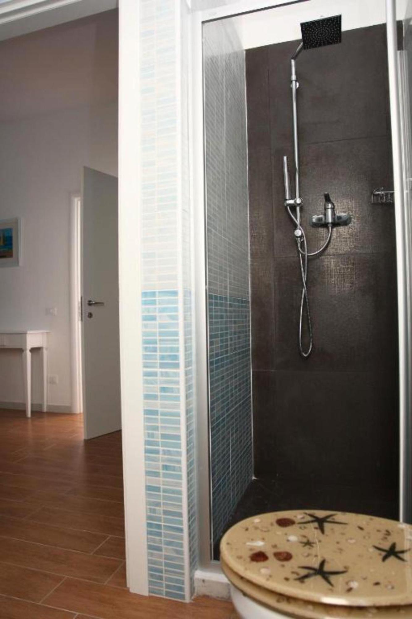 Bed And Breakfast Bagno Venezia Marina Di Carrara Buitenkant foto