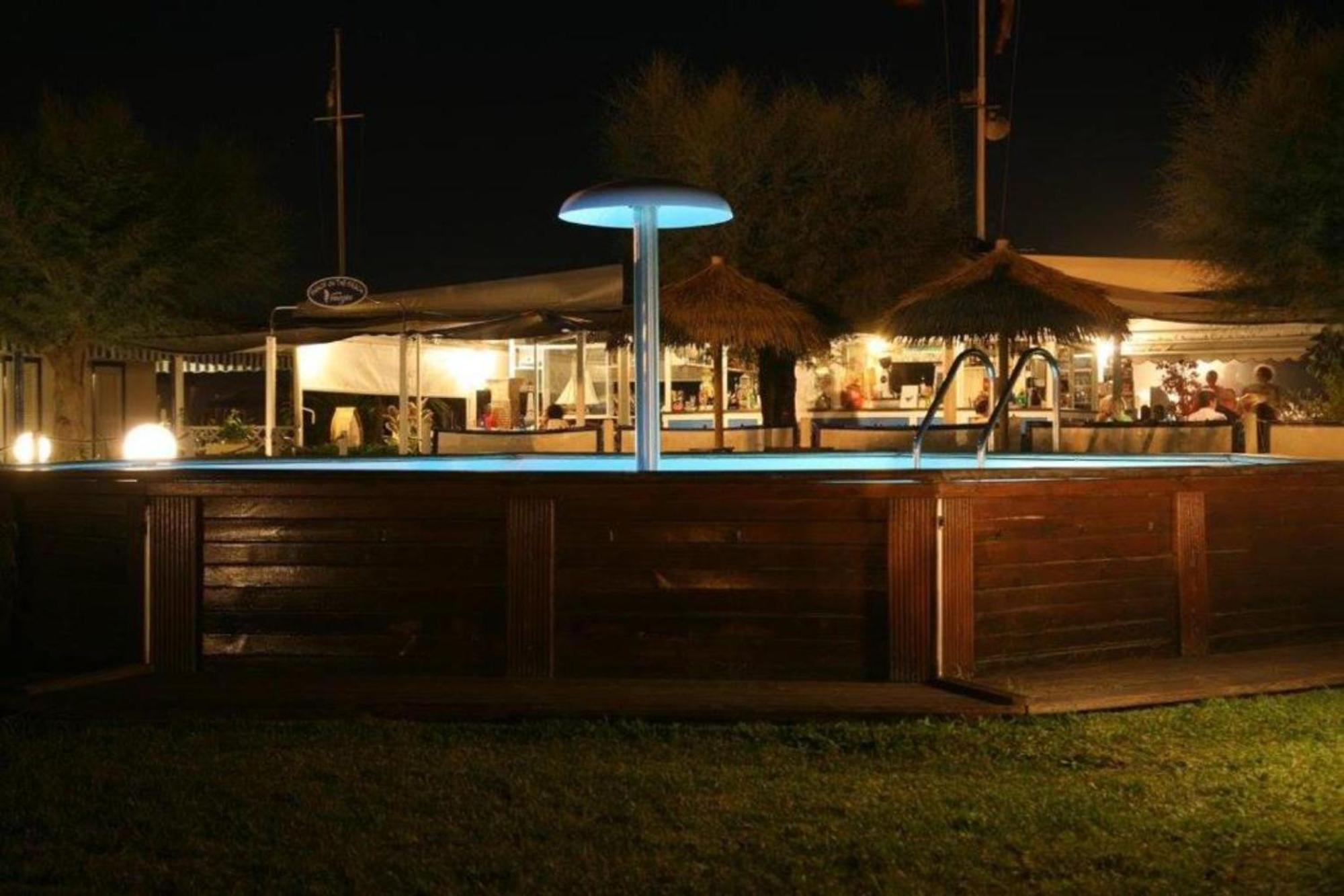 Bed And Breakfast Bagno Venezia Marina Di Carrara Buitenkant foto