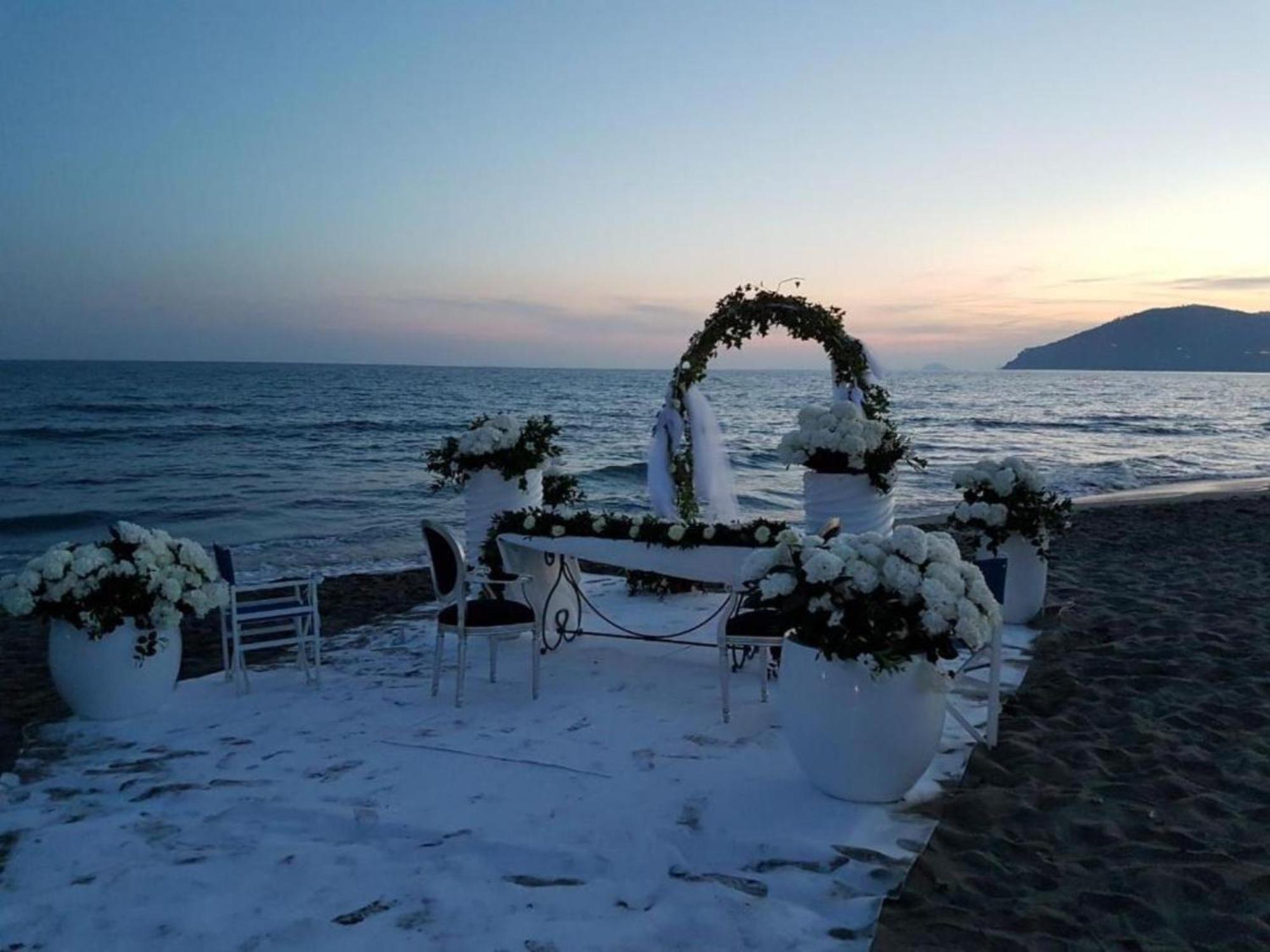 Bed And Breakfast Bagno Venezia Marina Di Carrara Buitenkant foto